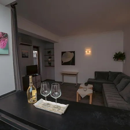Apartment Station